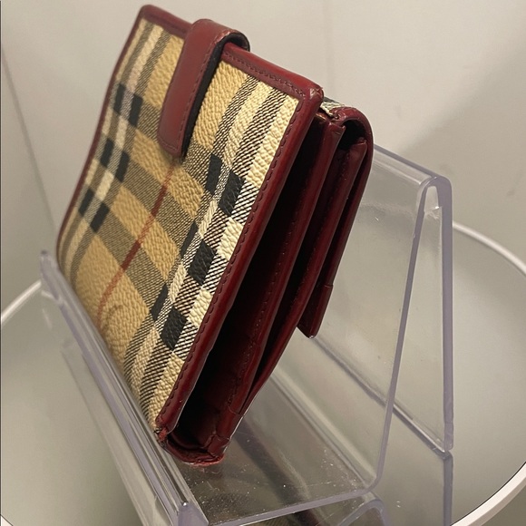 Burberry Red and Tan Checkered wallet - Picture 3 of 7